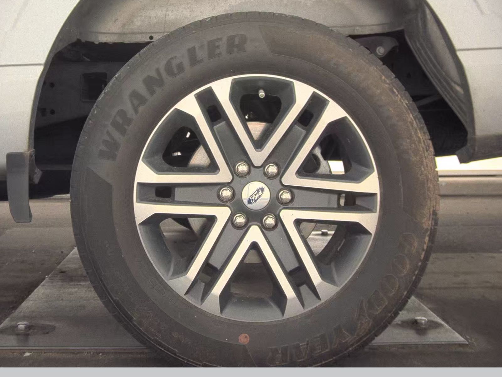 2023 Ford F-150 XL RWD