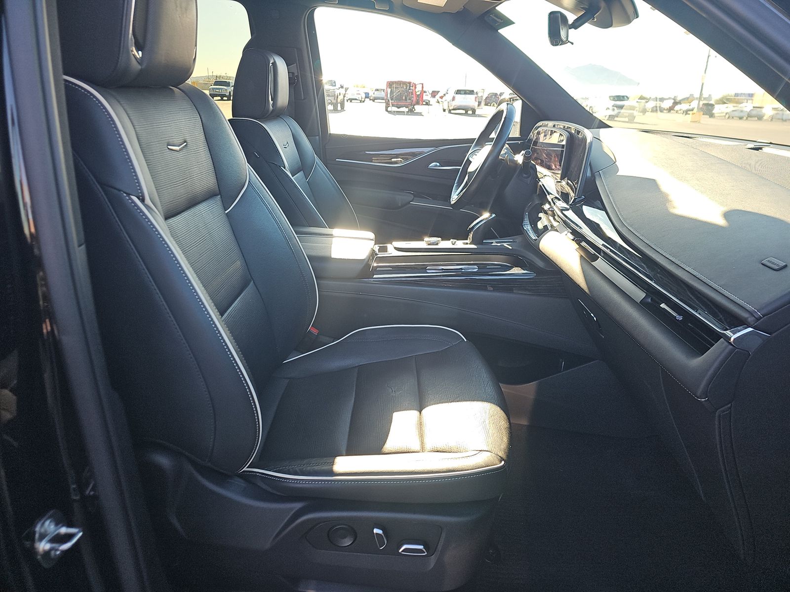 2023 Cadillac Escalade ESV Sport AWD