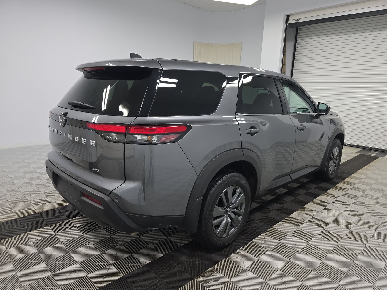 2024 Nissan Pathfinder S AWD