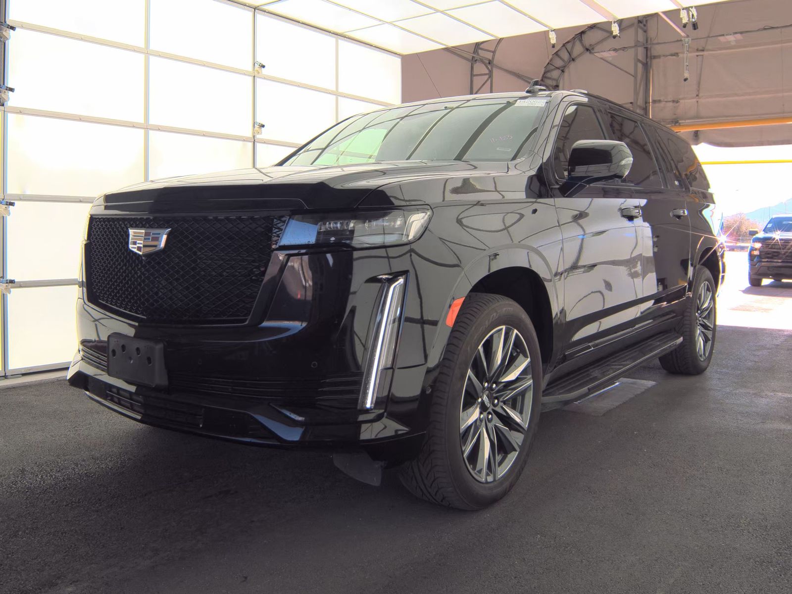 2023 Cadillac Escalade ESV Sport AWD