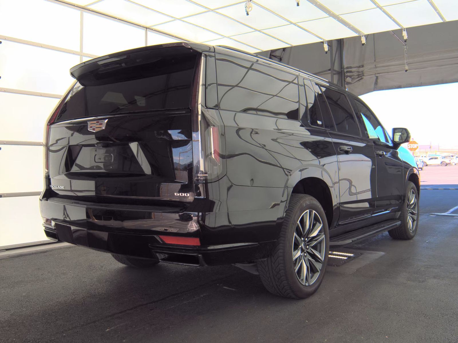 2023 Cadillac Escalade ESV Sport AWD