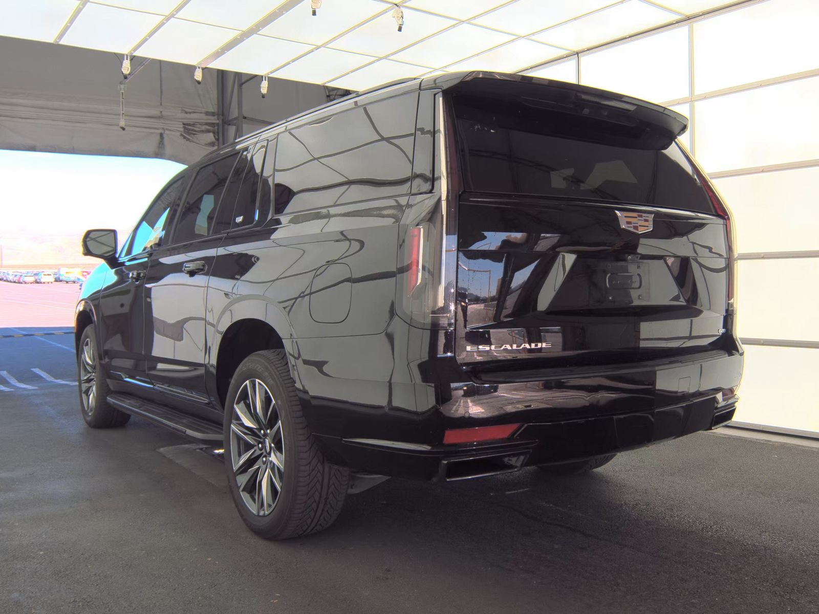 2023 Cadillac Escalade ESV Sport AWD