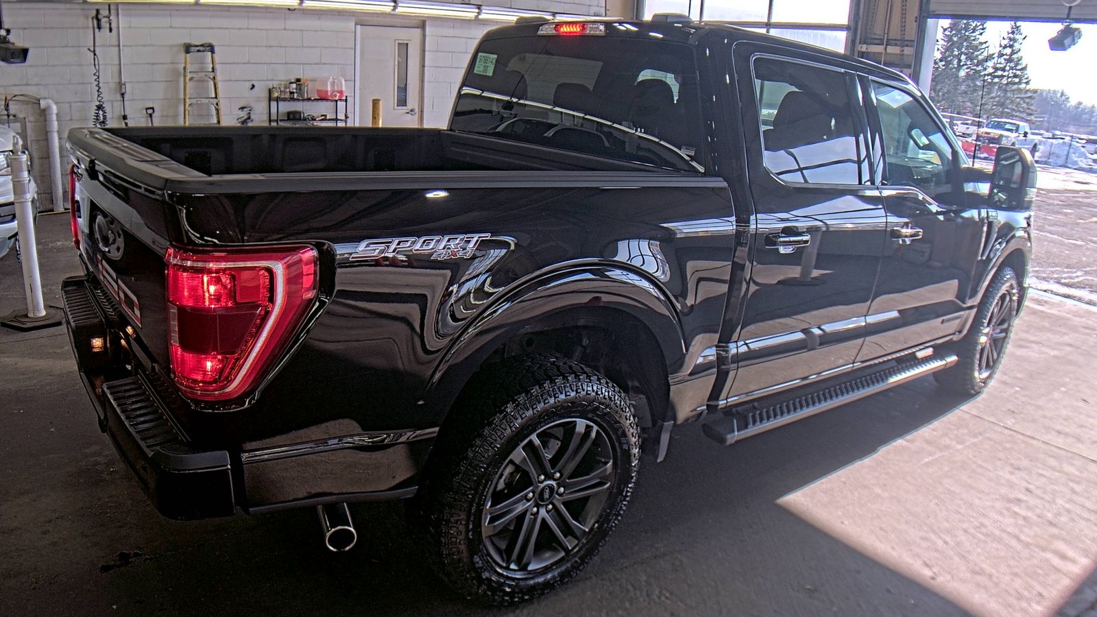 2022 Ford F-150 Hybrid XLT AWD