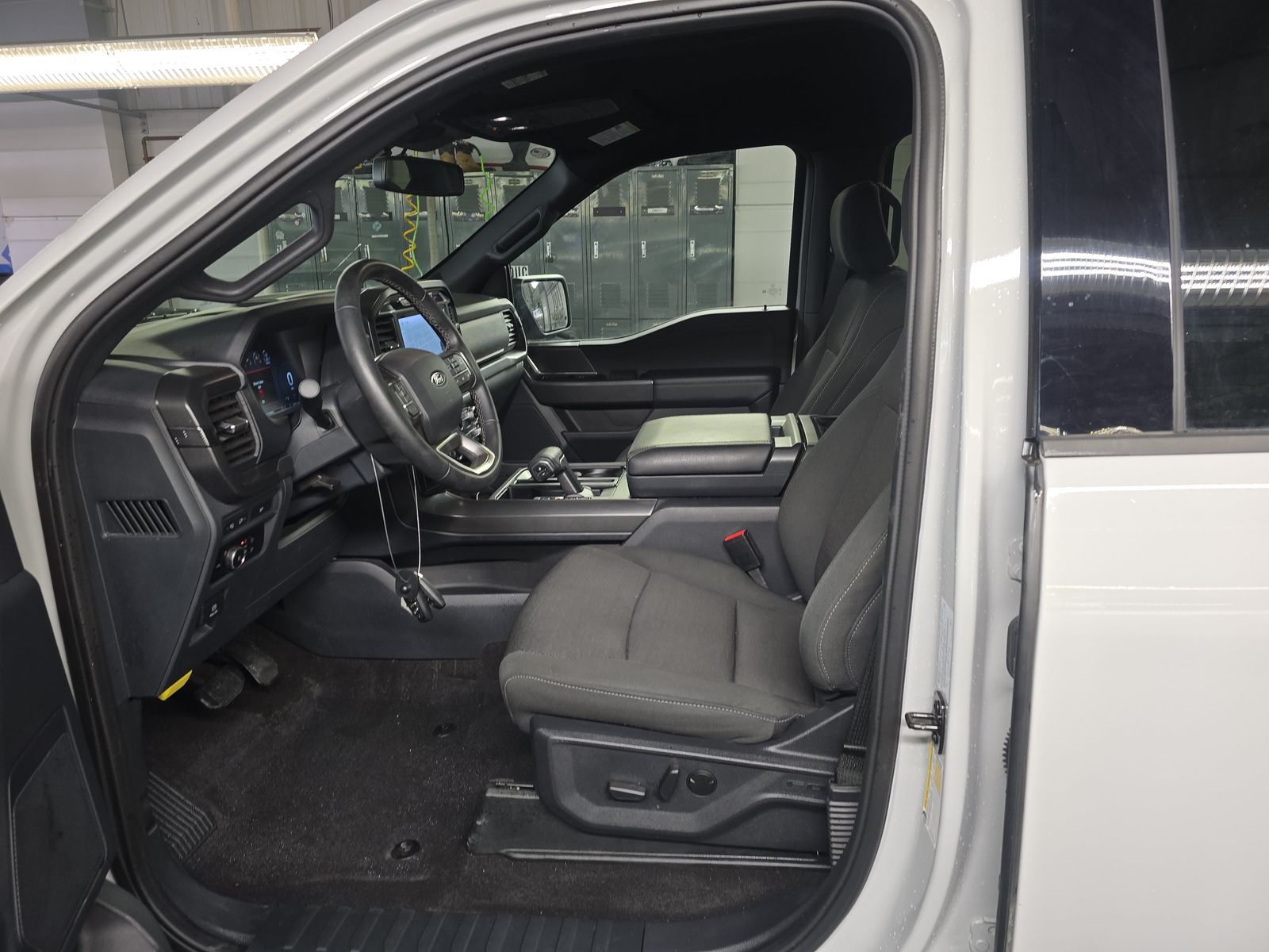 2024 Ford F-150 XLT AWD