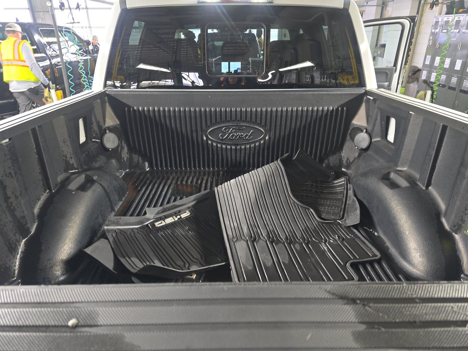 2024 Ford F-150 XLT AWD