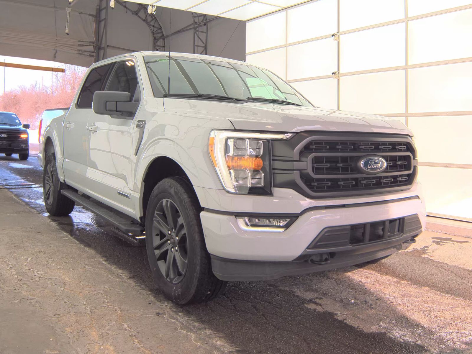 2023 Ford F-150 Hybrid XLT AWD