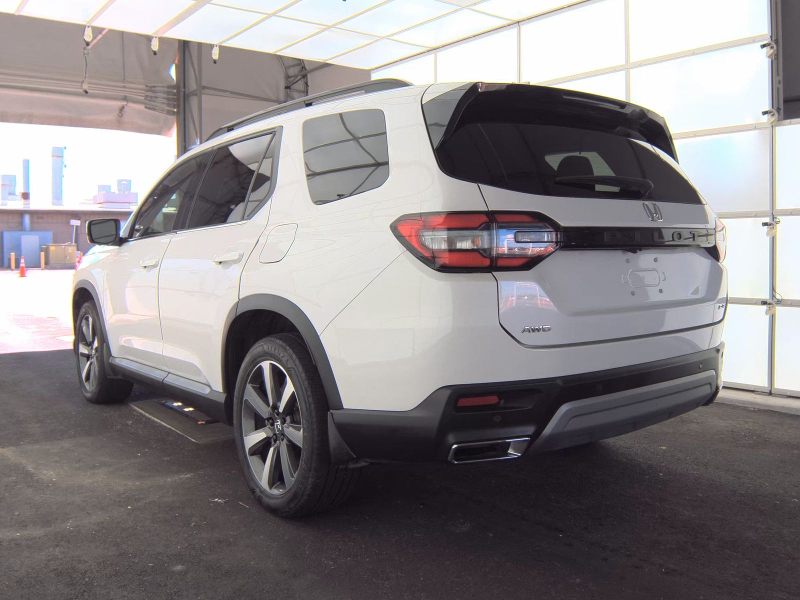 2023 Honda Pilot Elite AWD