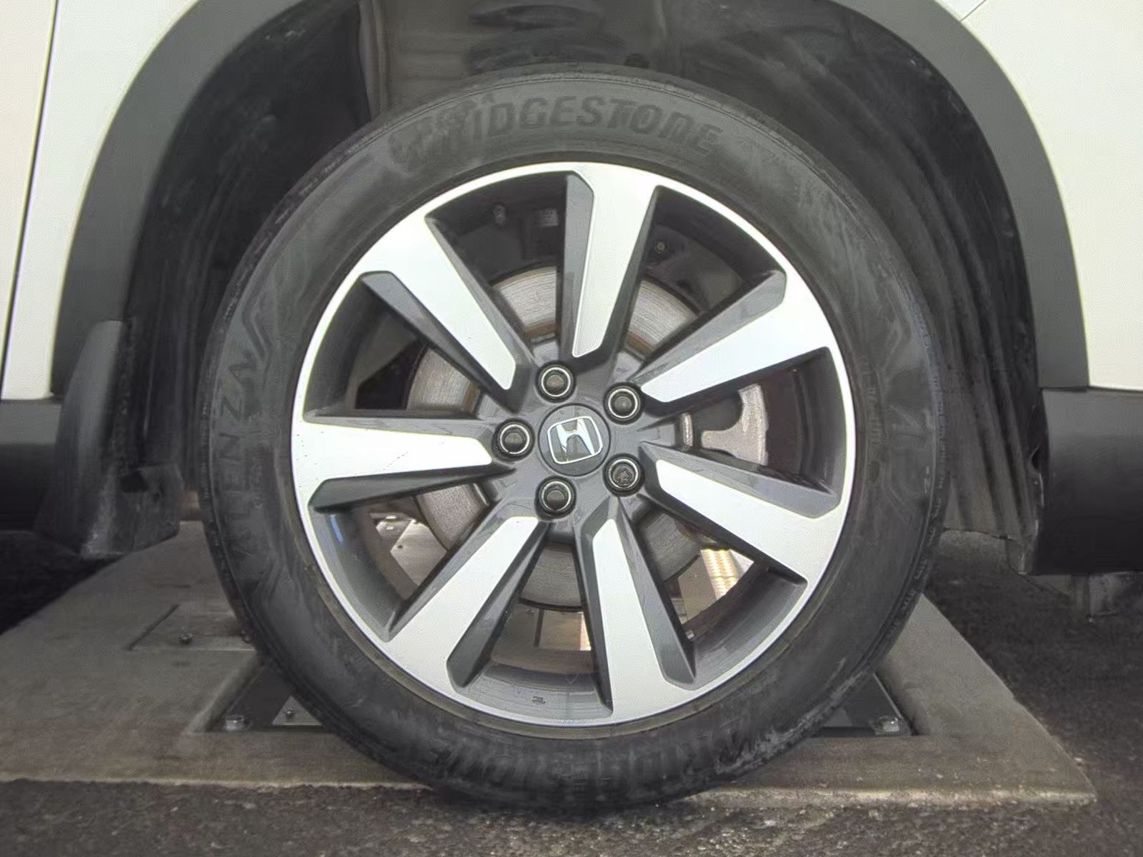 2023 Honda Pilot Elite AWD