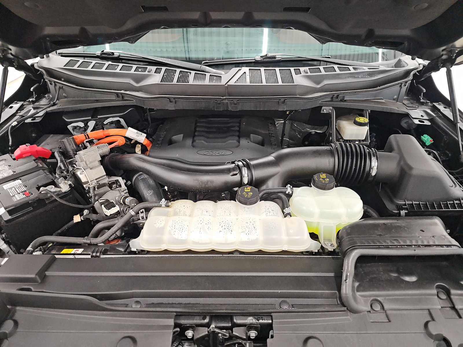 2022 Ford F-150 Hybrid Lariat AWD