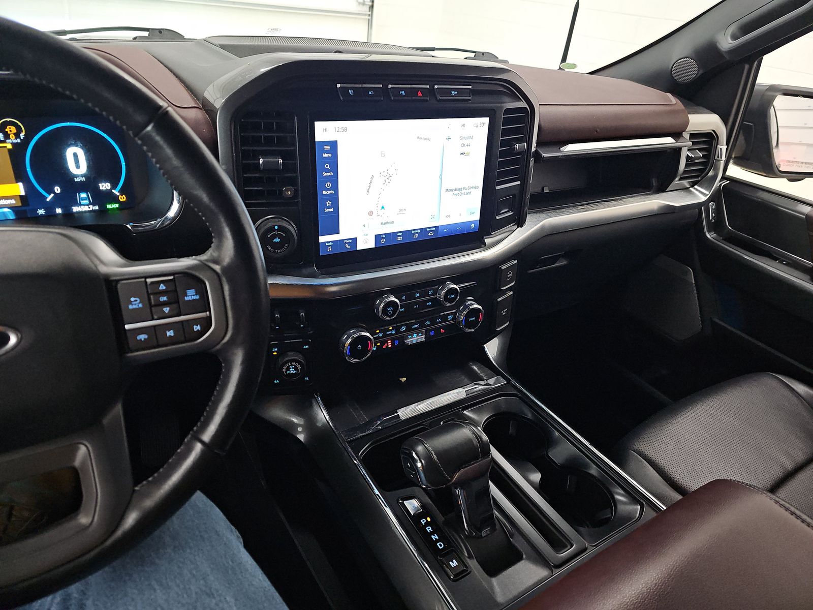 2022 Ford F-150 Hybrid Lariat AWD