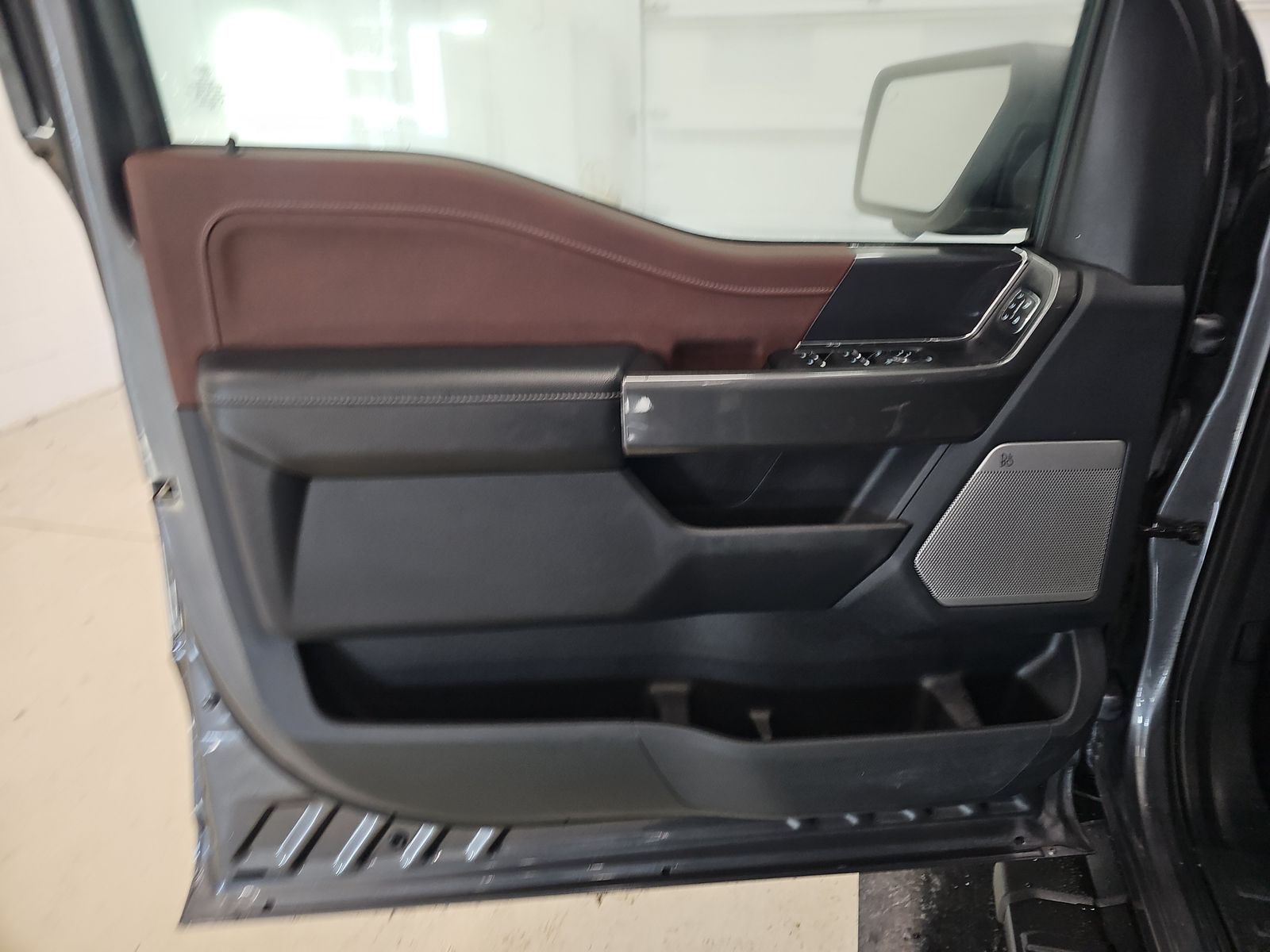 2022 Ford F-150 Hybrid Lariat AWD