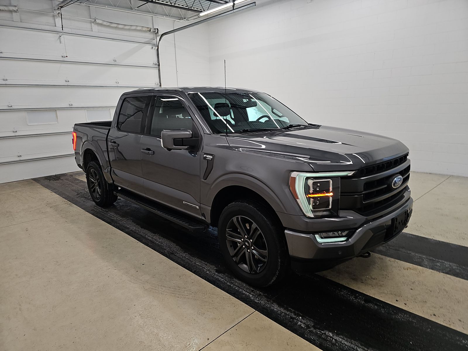 2022 Ford F-150 Hybrid Lariat AWD