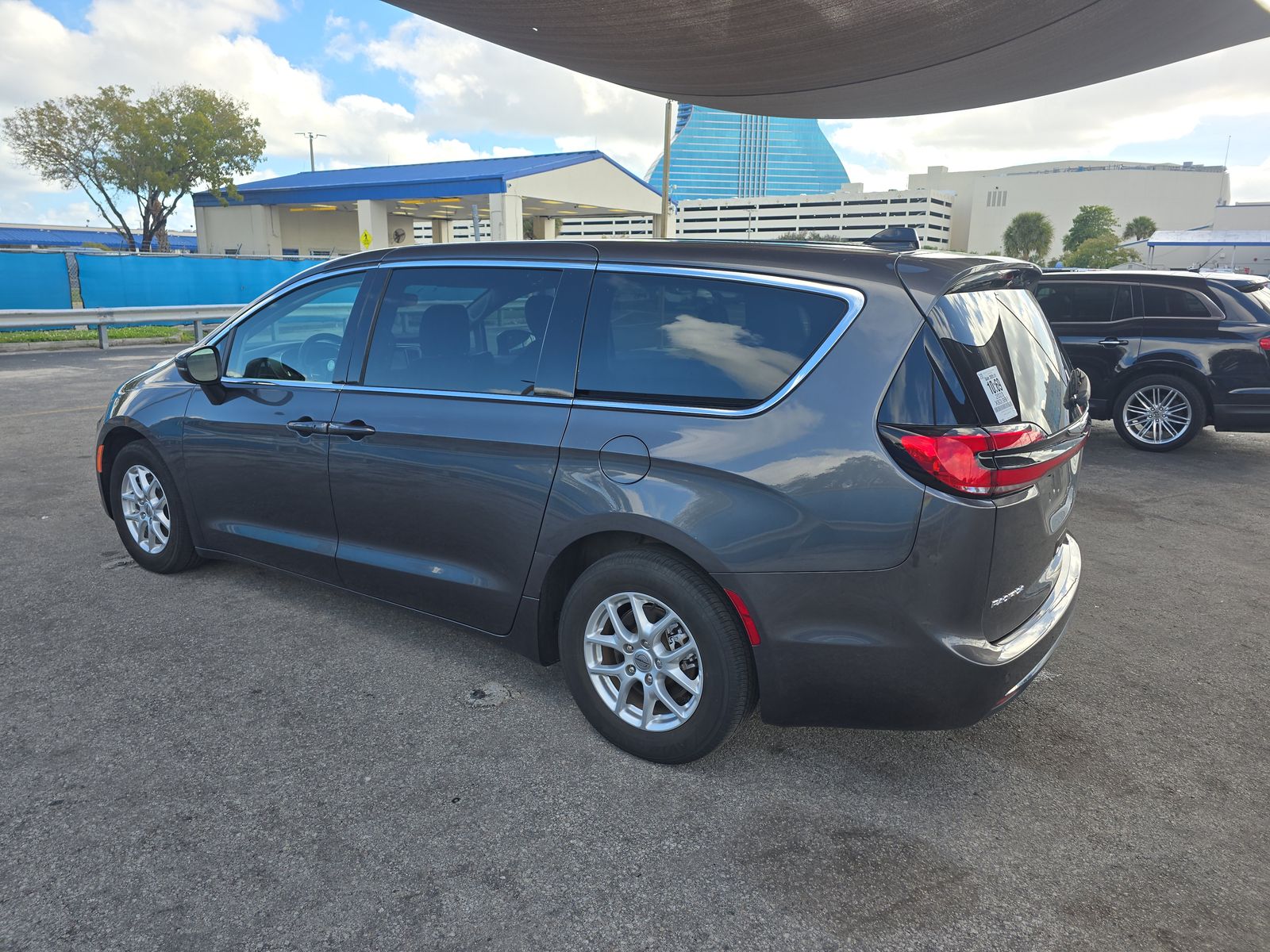 2023 Chrysler Pacifica Touring L FWD