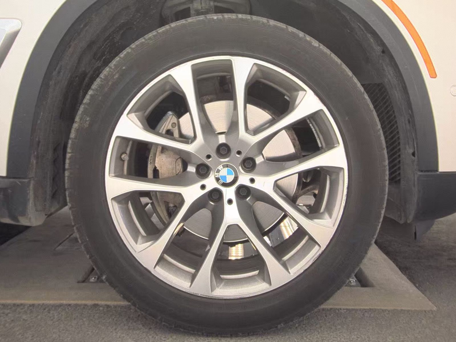 2024 BMW X5 xDrive40i AWD