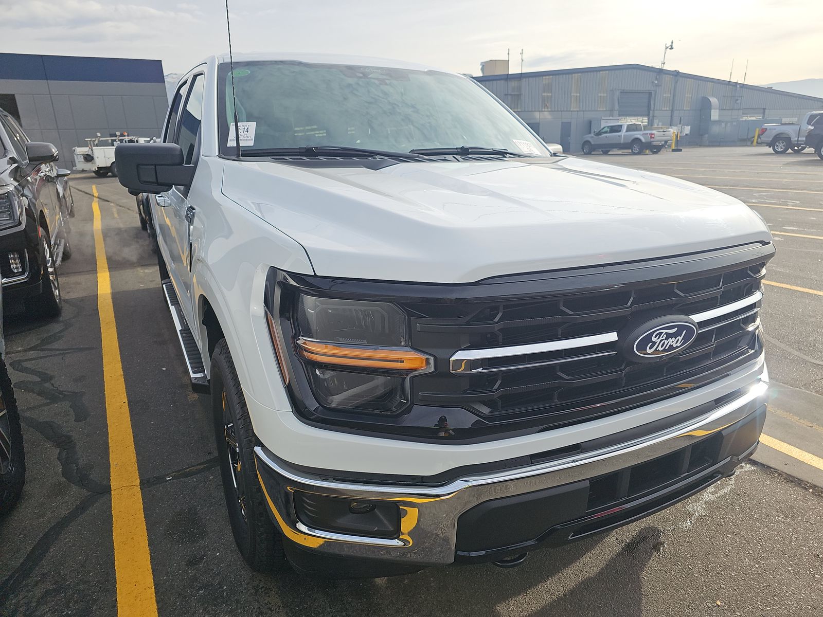 2024 Ford F-150 XLT AWD