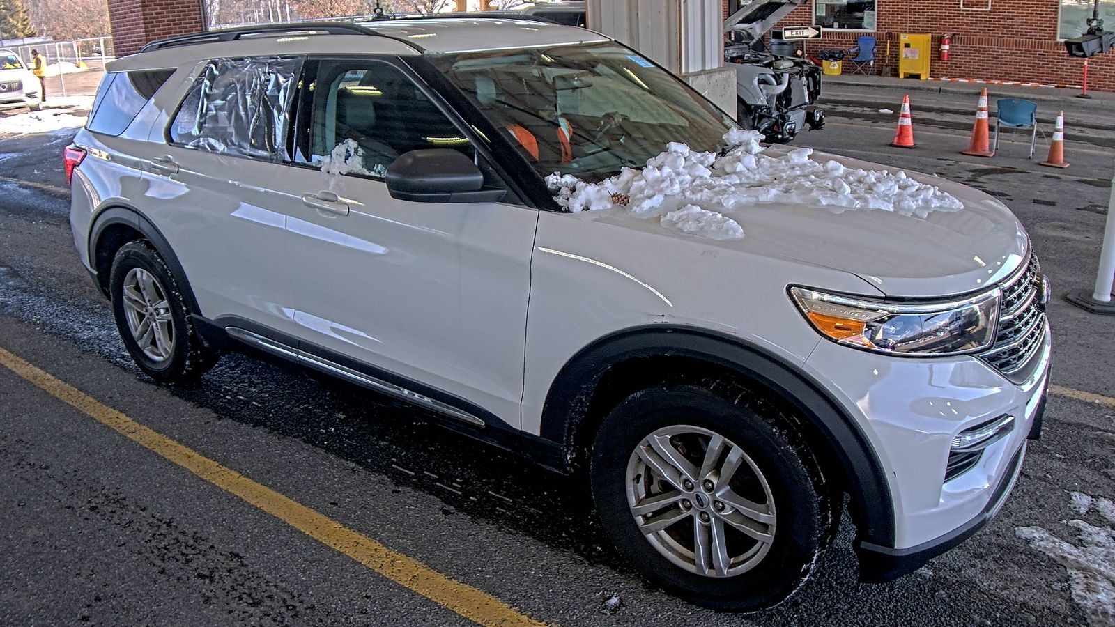 2023 Ford Explorer XLT AWD