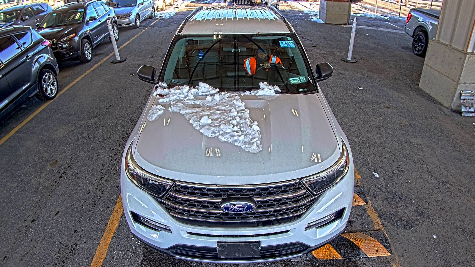 2023 Ford Explorer XLT AWD