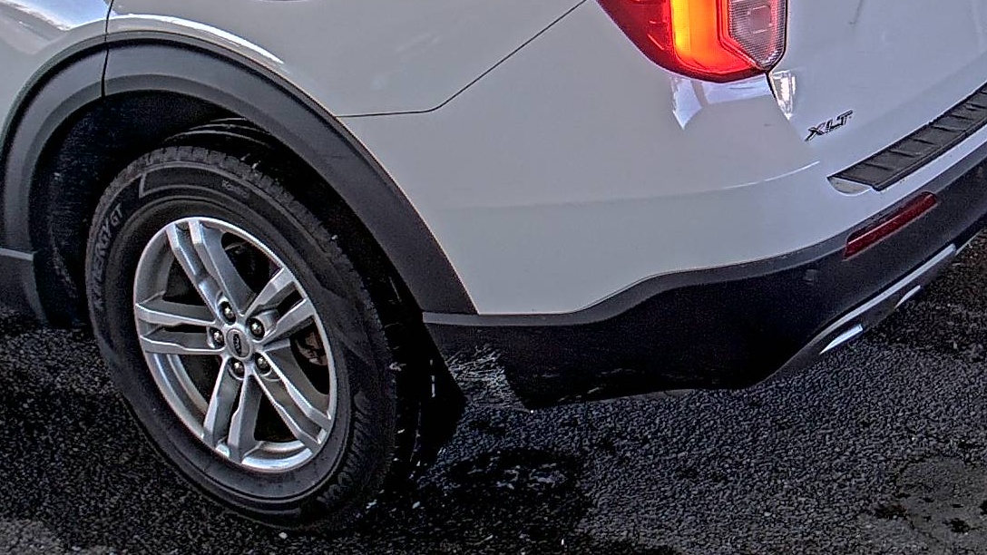 2023 Ford Explorer XLT AWD