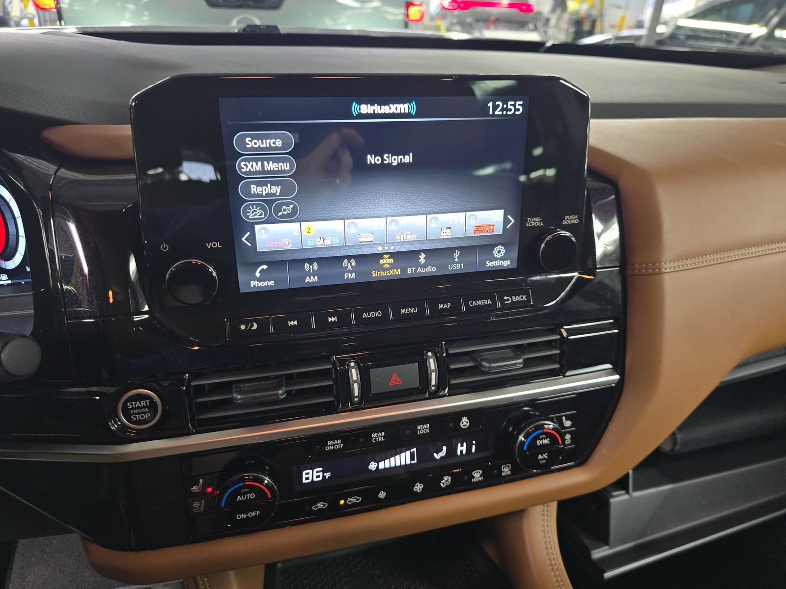 2024 Nissan Pathfinder Platinum AWD