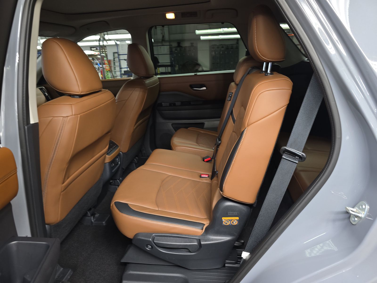 2024 Nissan Pathfinder Platinum AWD