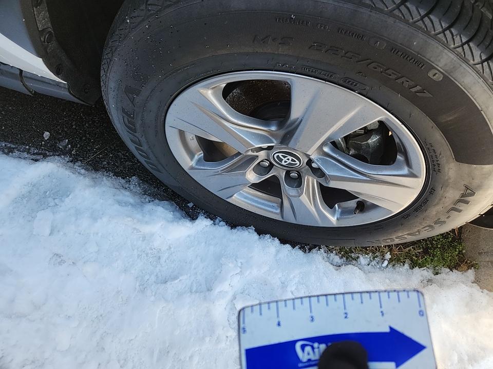 2024 Toyota RAV4 Hybrid XLE AWD