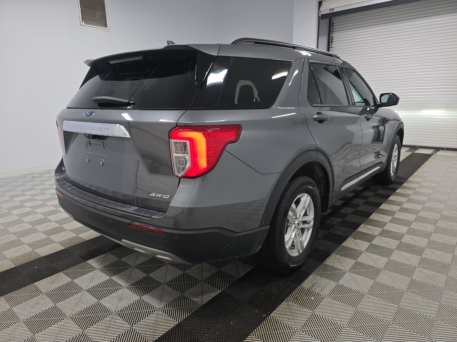 2022 Ford Explorer XLT AWD