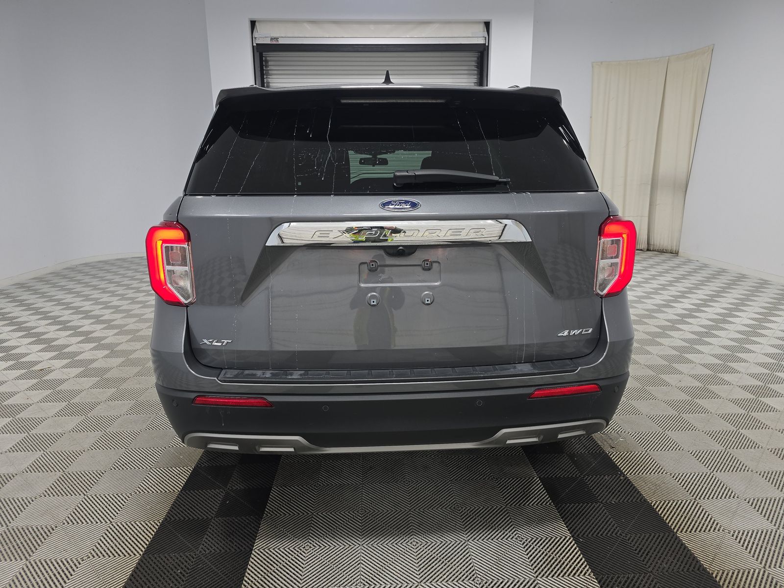 2022 Ford Explorer XLT AWD