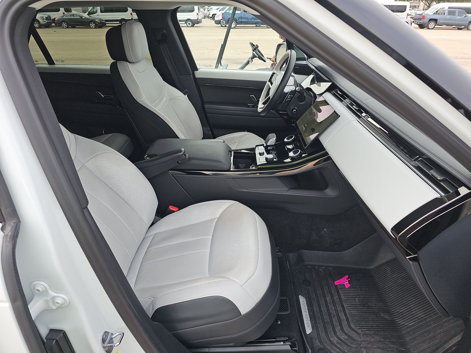 2023 Land Rover Range Rover Sport SE Dynamic AWD