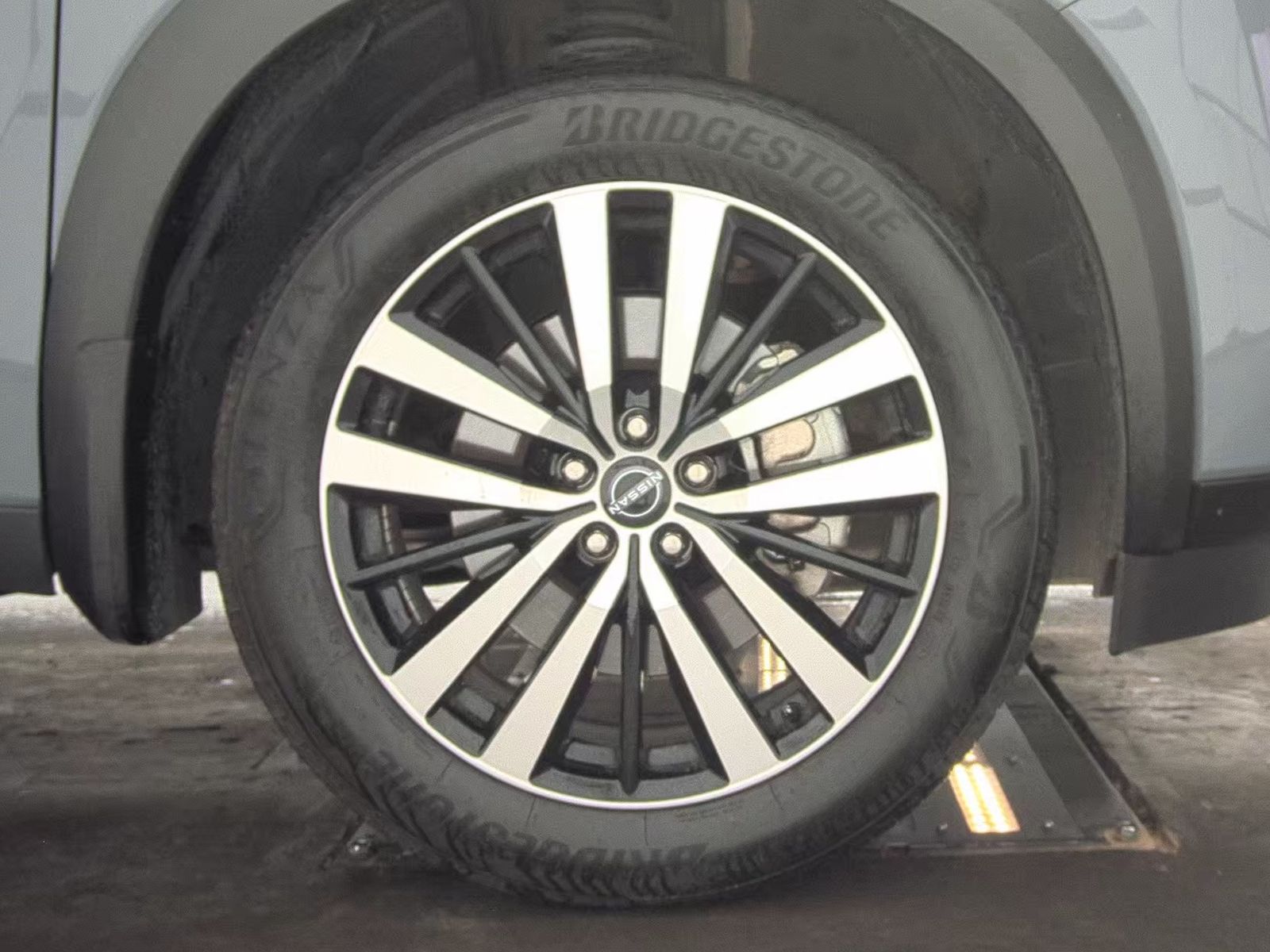 2024 Nissan Pathfinder Platinum AWD