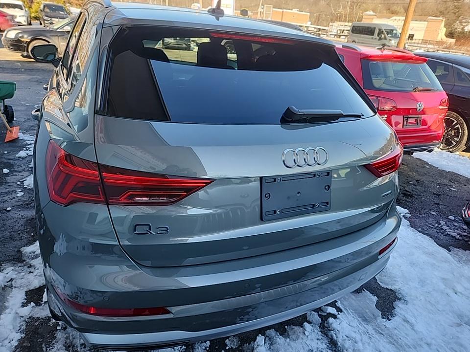 2022 Audi Q3 2.0T Premium AWD