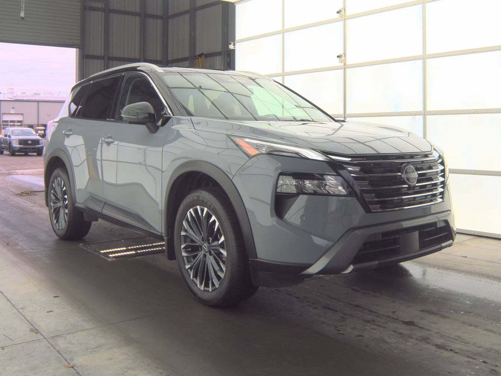 2025 Nissan Rogue SL FWD