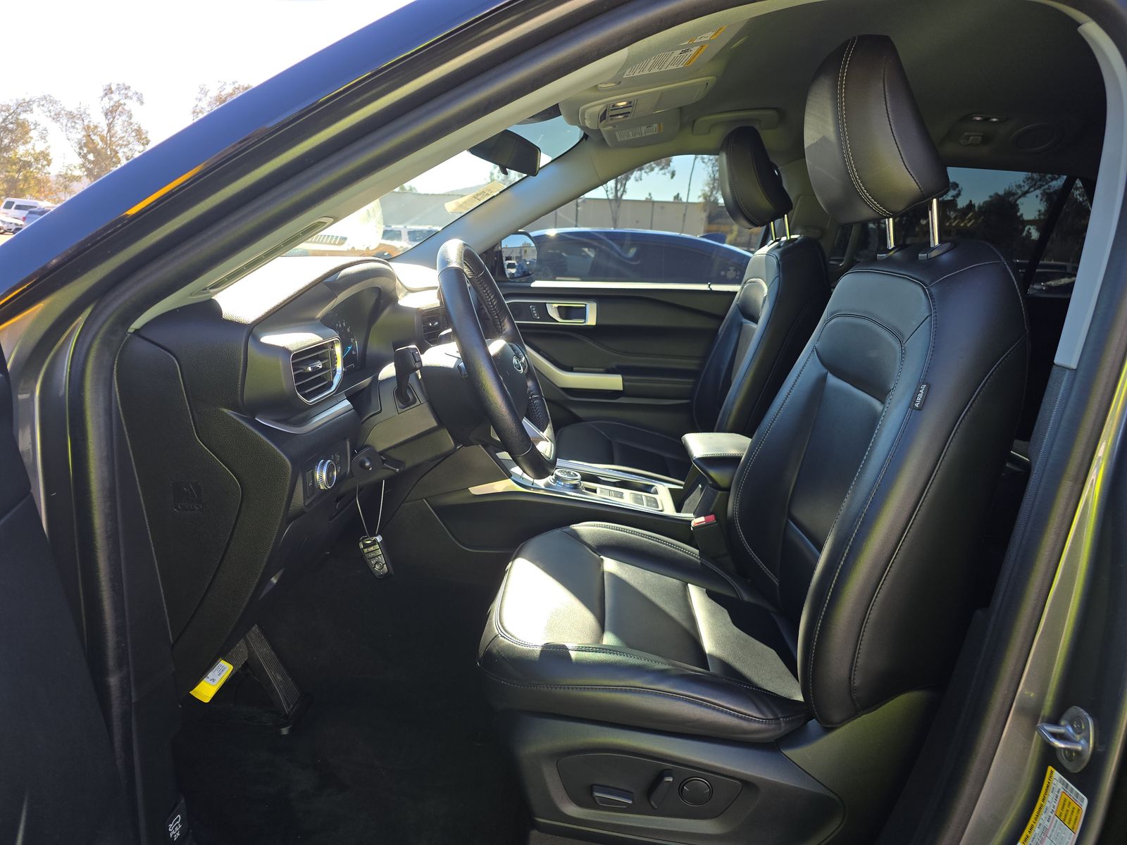 2022 Ford Explorer XLT FWD