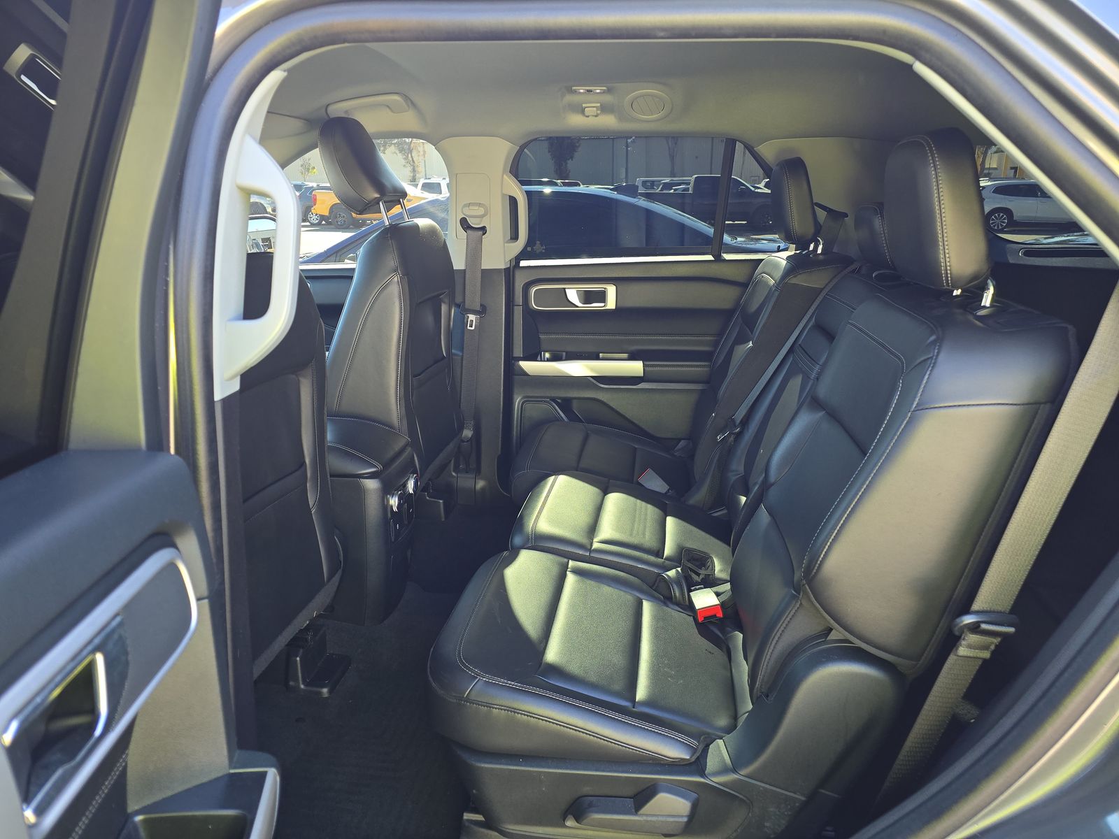 2022 Ford Explorer XLT FWD