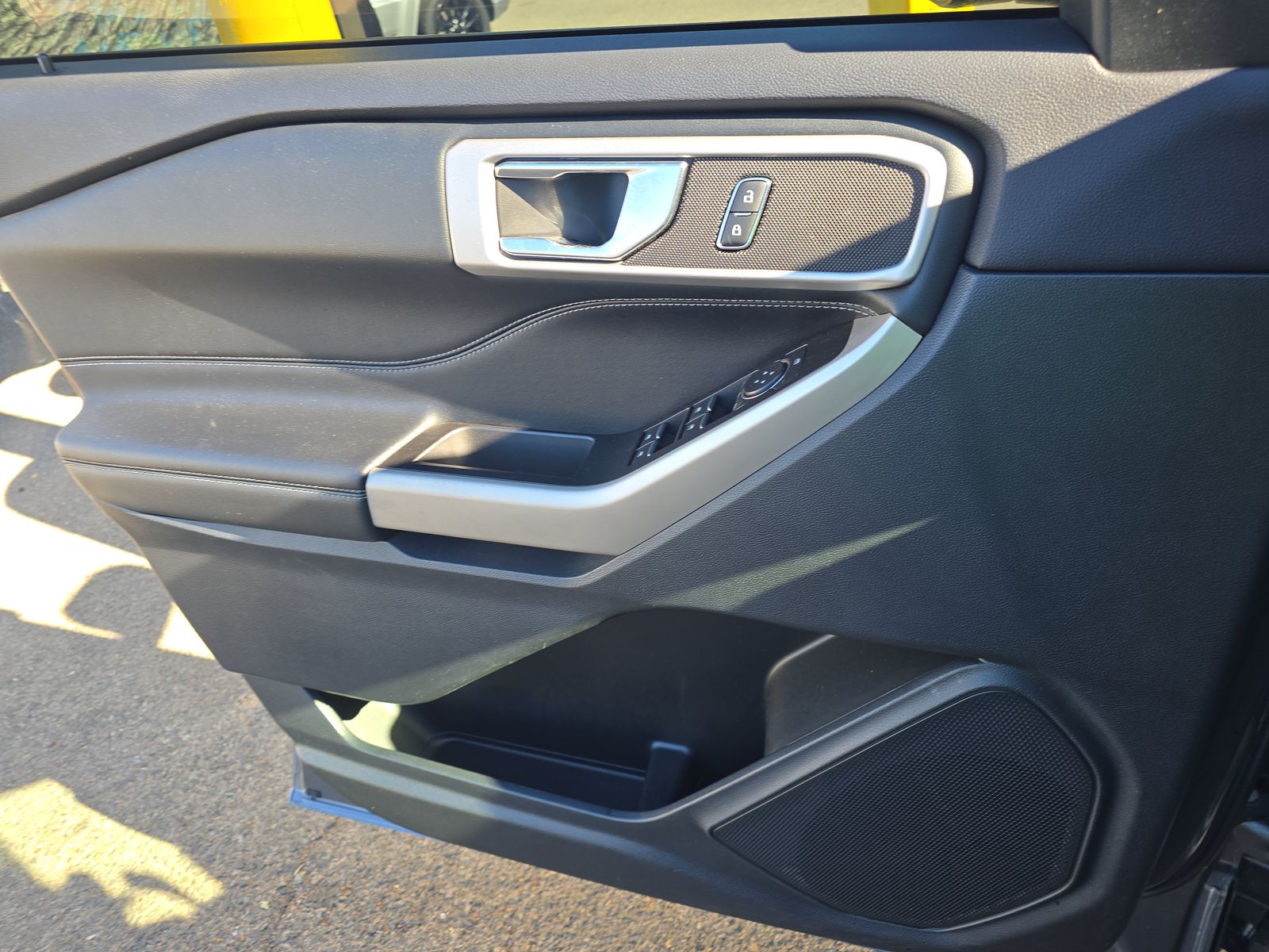 2022 Ford Explorer XLT FWD