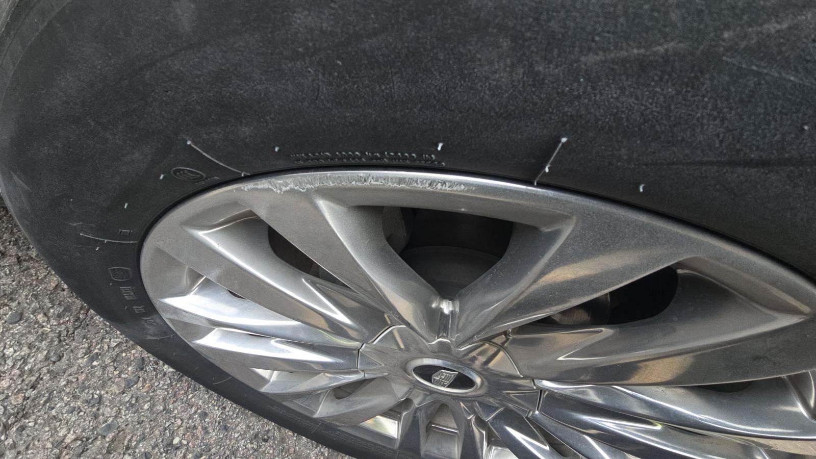 2023 Cadillac Escalade Premium Luxury AWD