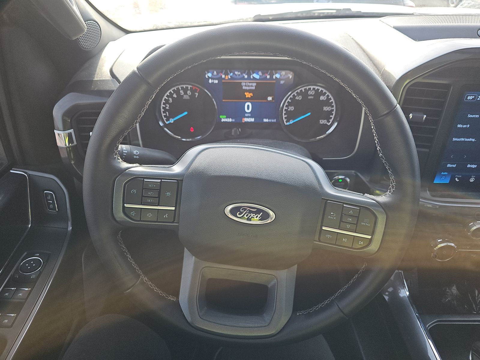 2023 Ford F-150 Hybrid XLT AWD