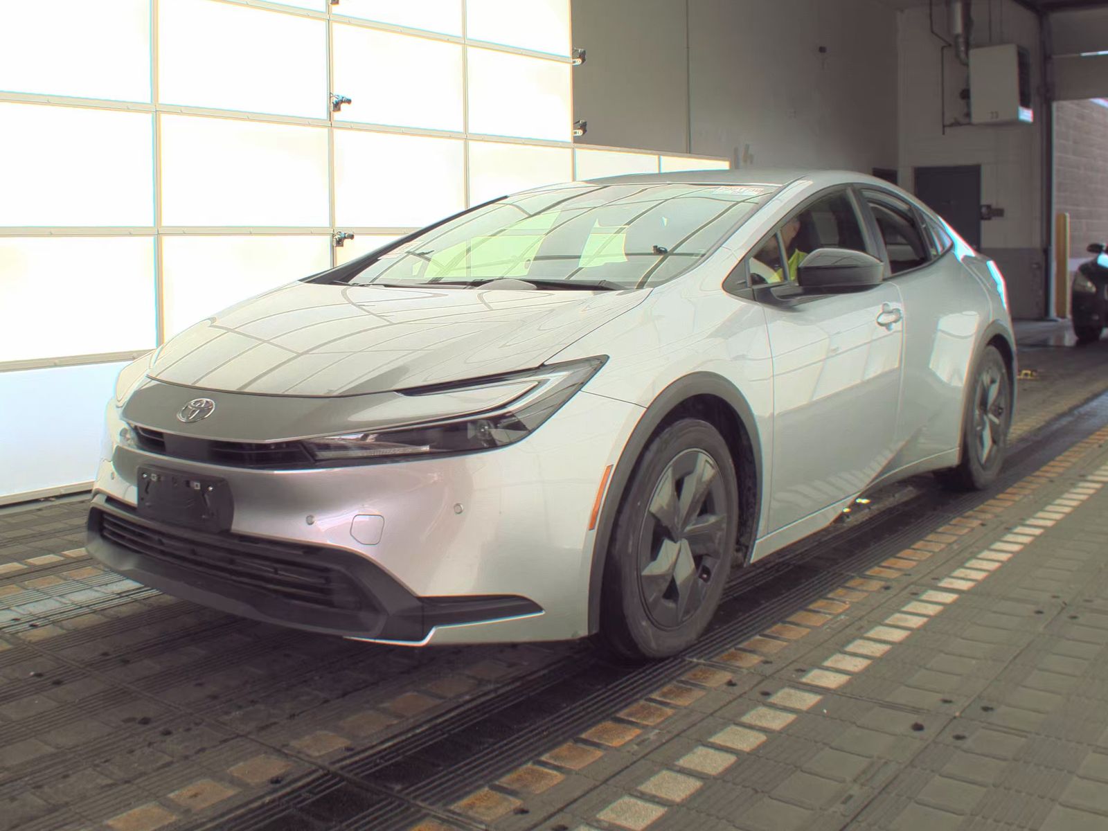 2025 Toyota Prius LE FWD