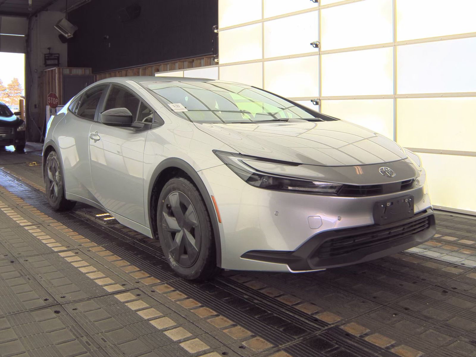 2025 Toyota Prius LE FWD