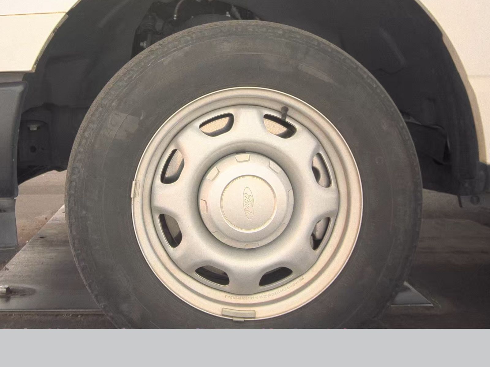 2022 Ford F-150 XL RWD