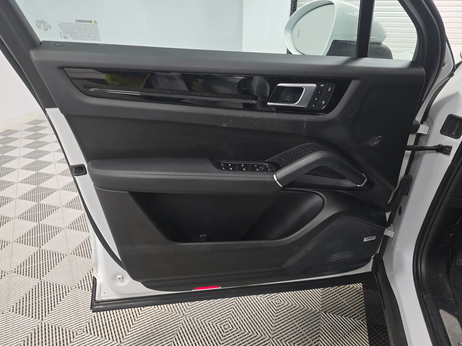 2023 Porsche Cayenne S AWD