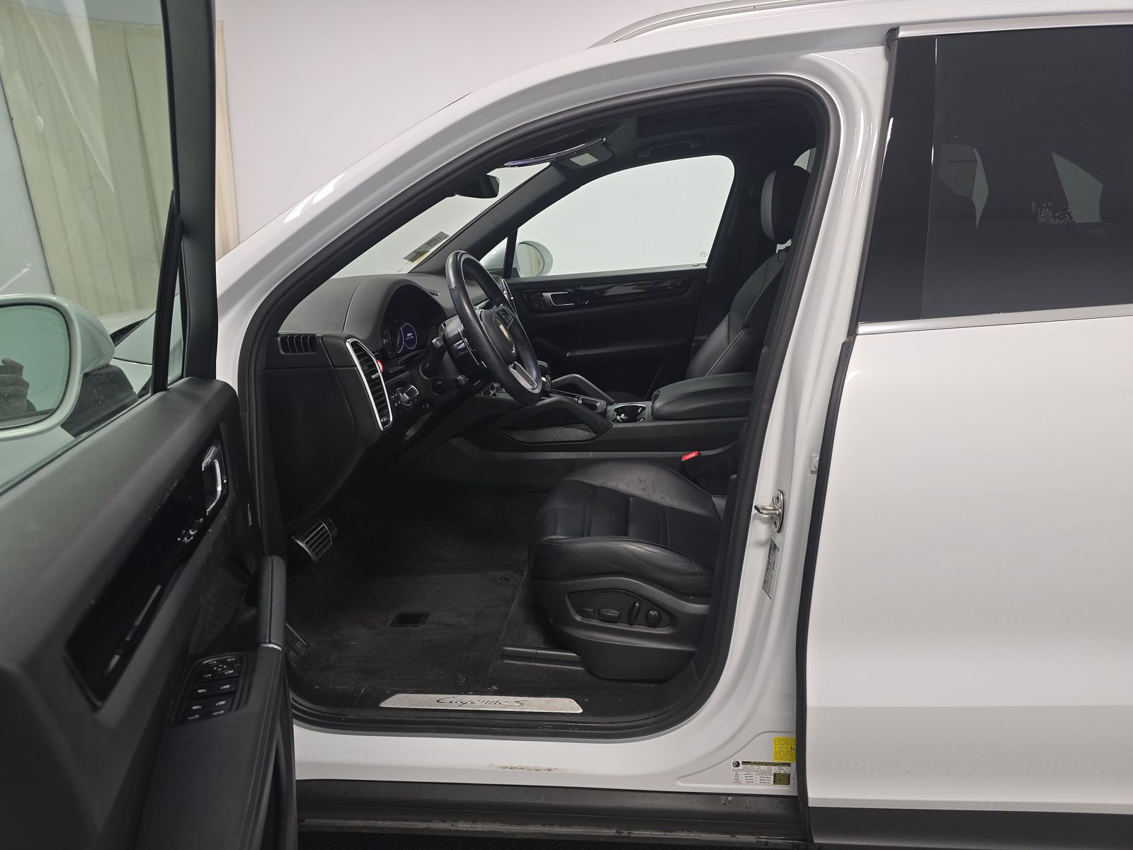 2023 Porsche Cayenne S AWD