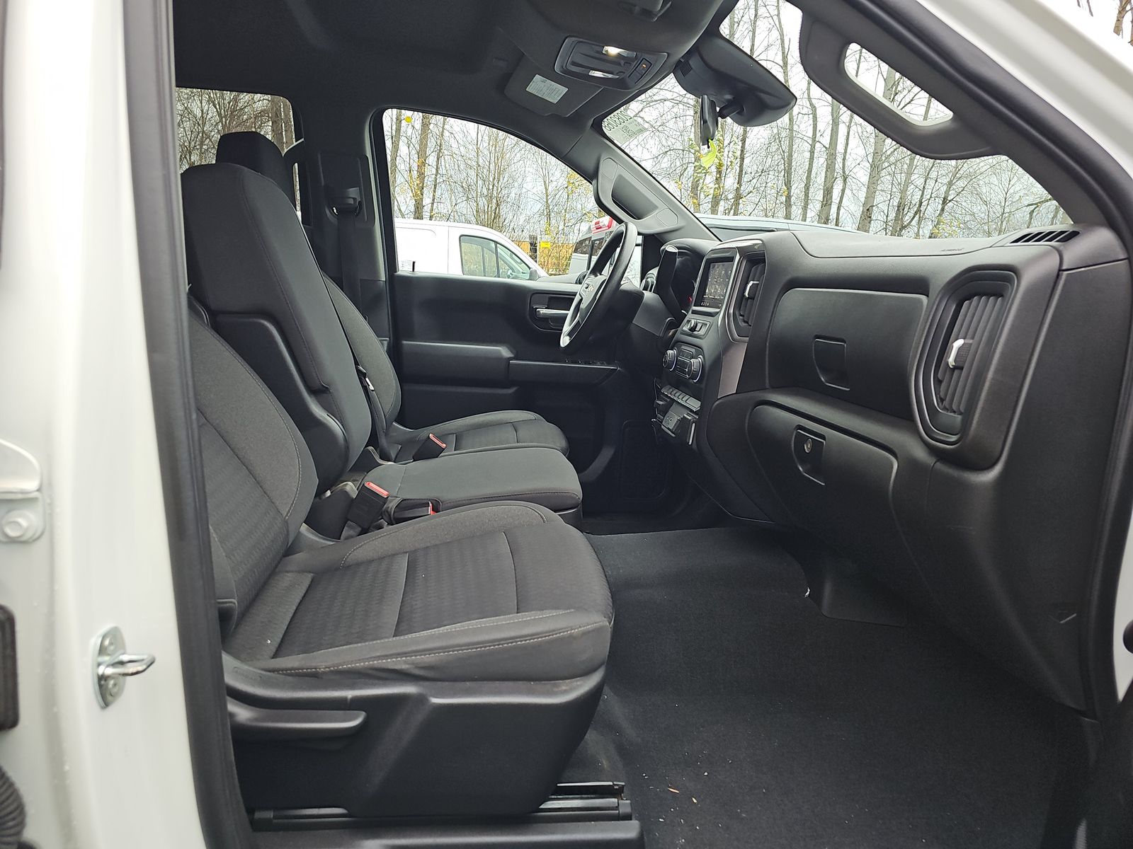 2023 Chevrolet Silverado 1500 Custom AWD