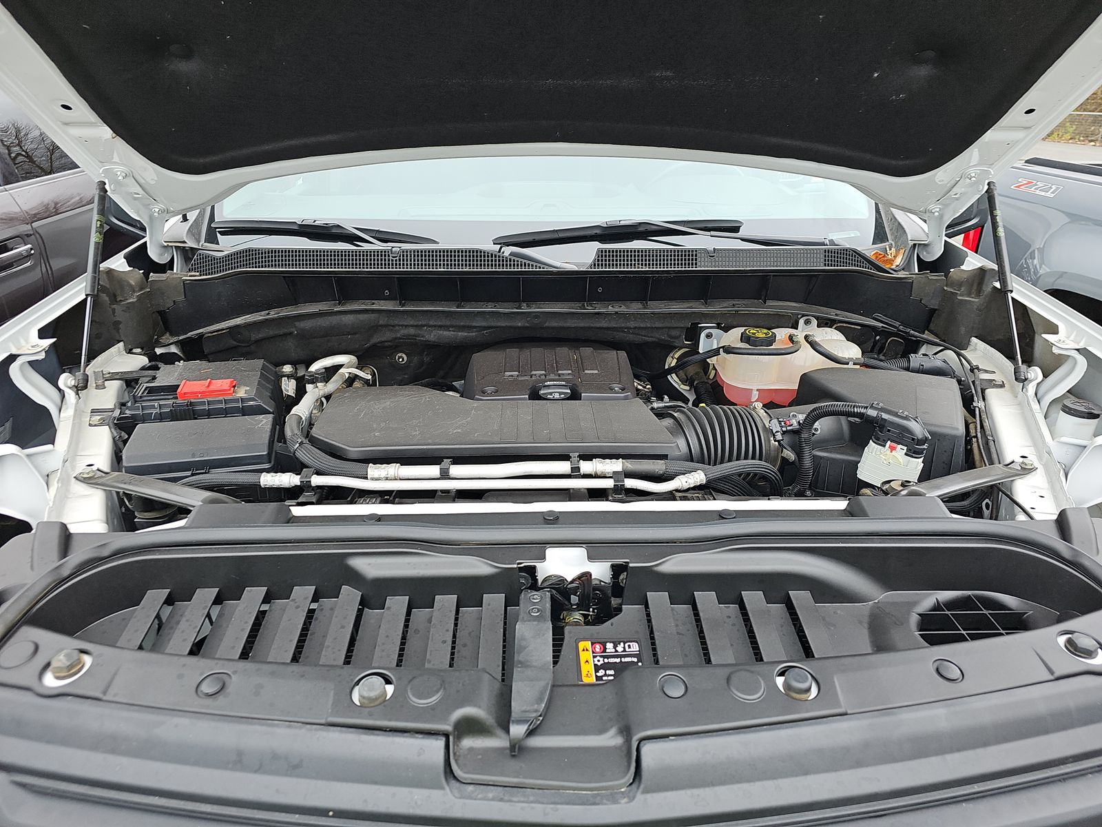 2023 Chevrolet Silverado 1500 Custom AWD