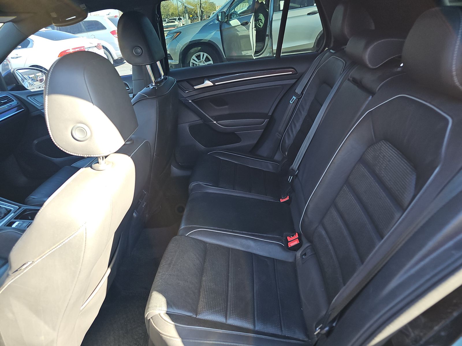 2019 Volkswagen Golf R 2.0T AWD