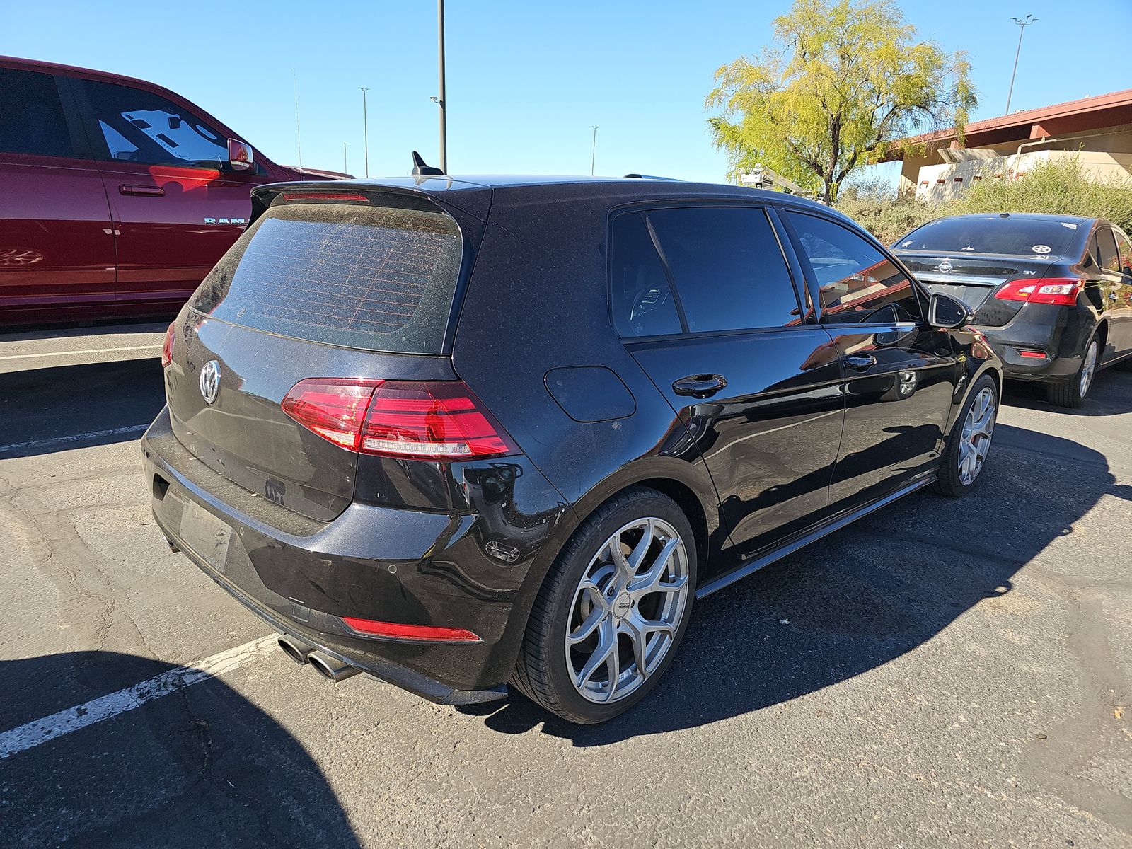 2019 Volkswagen Golf R 2.0T AWD