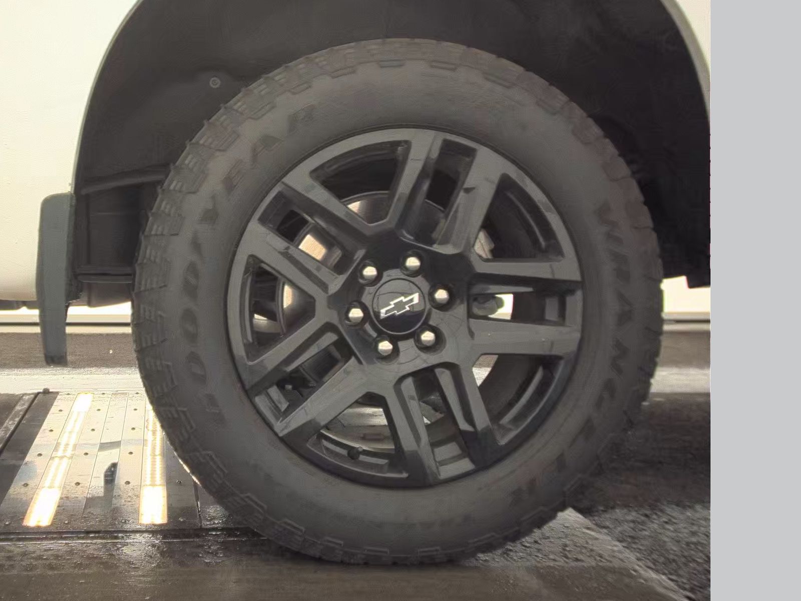 2023 Chevrolet Silverado 1500 Custom AWD