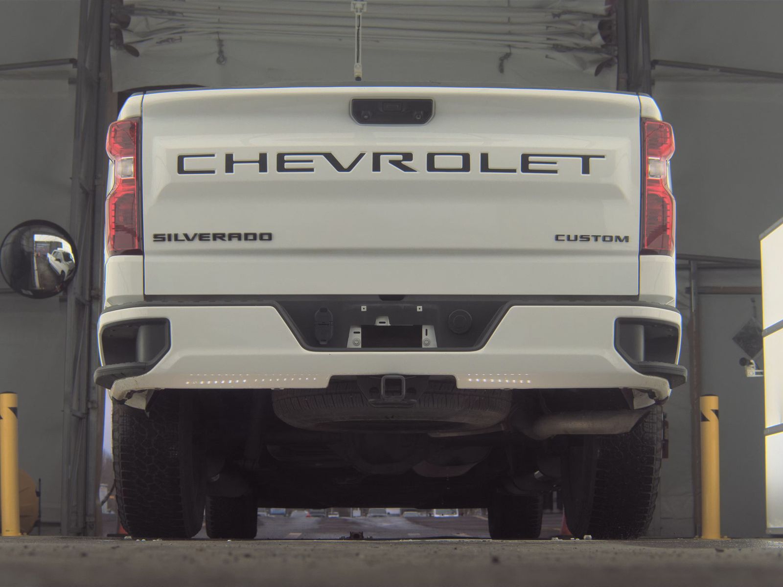 2023 Chevrolet Silverado 1500 Custom AWD