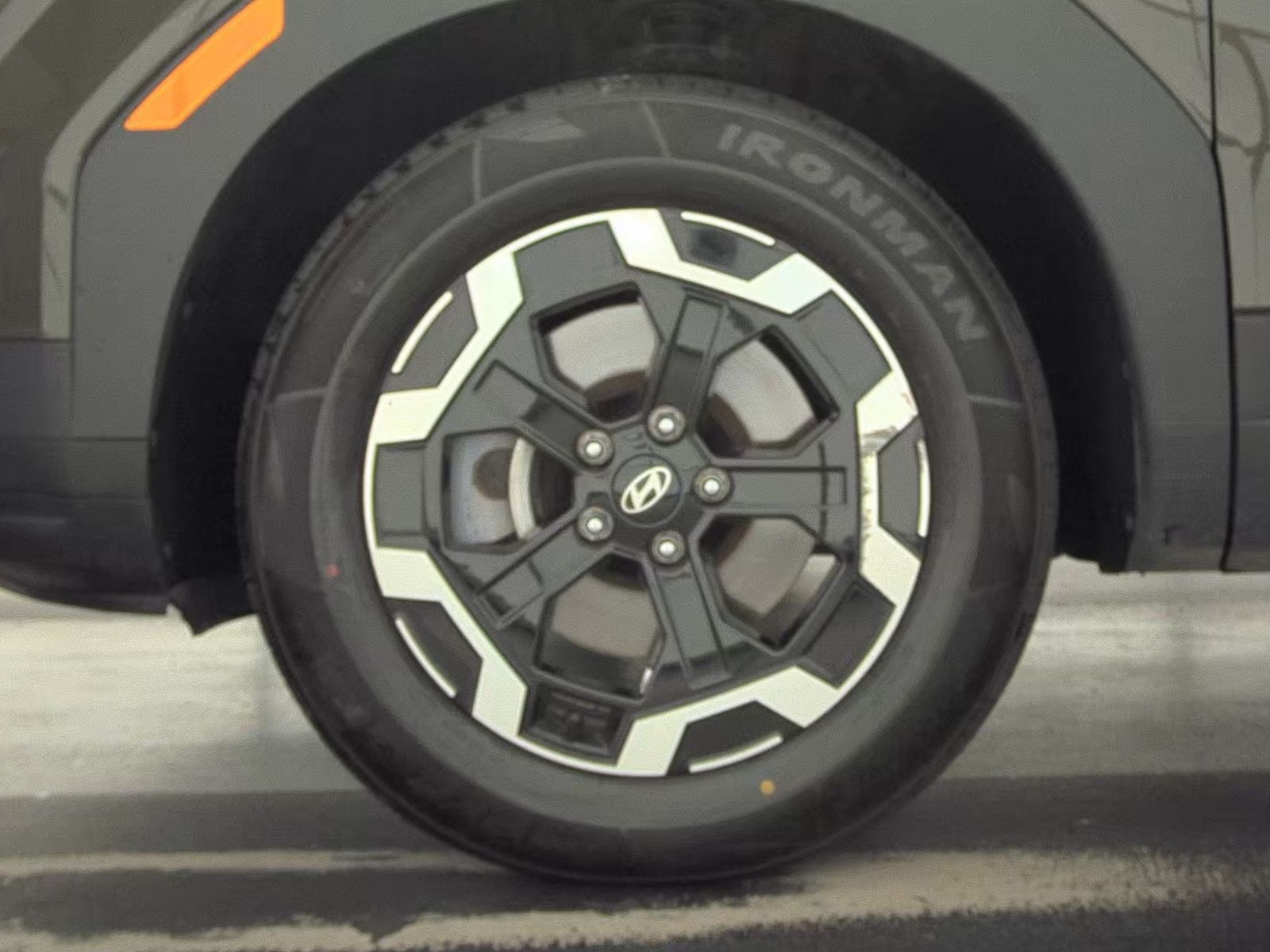 2025 Hyundai Santa Fe SEL FWD