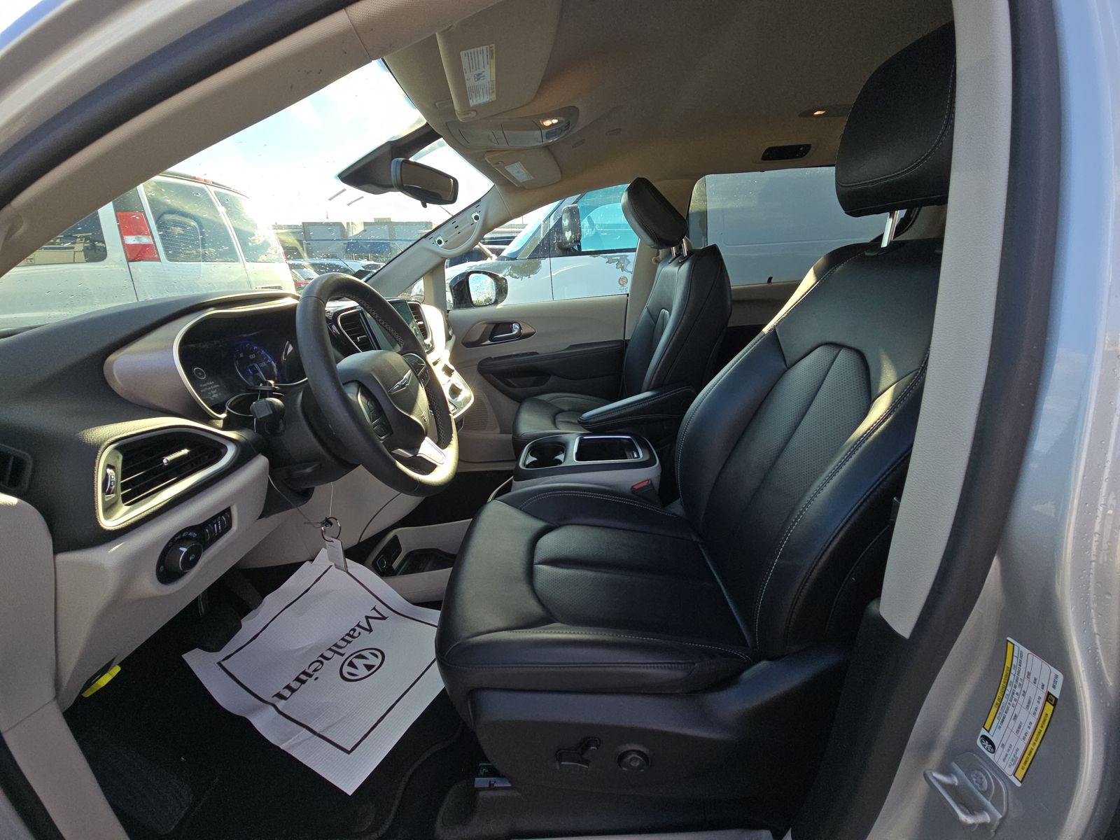 2024 Chrysler Pacifica Touring L FWD