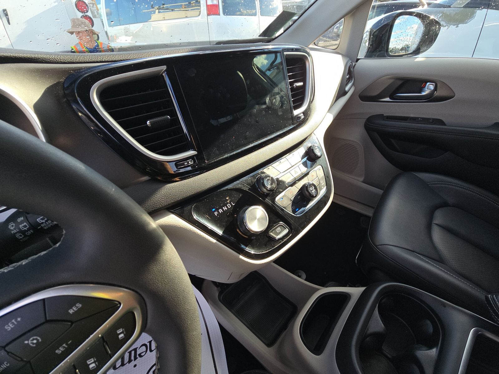 2024 Chrysler Pacifica Touring L FWD